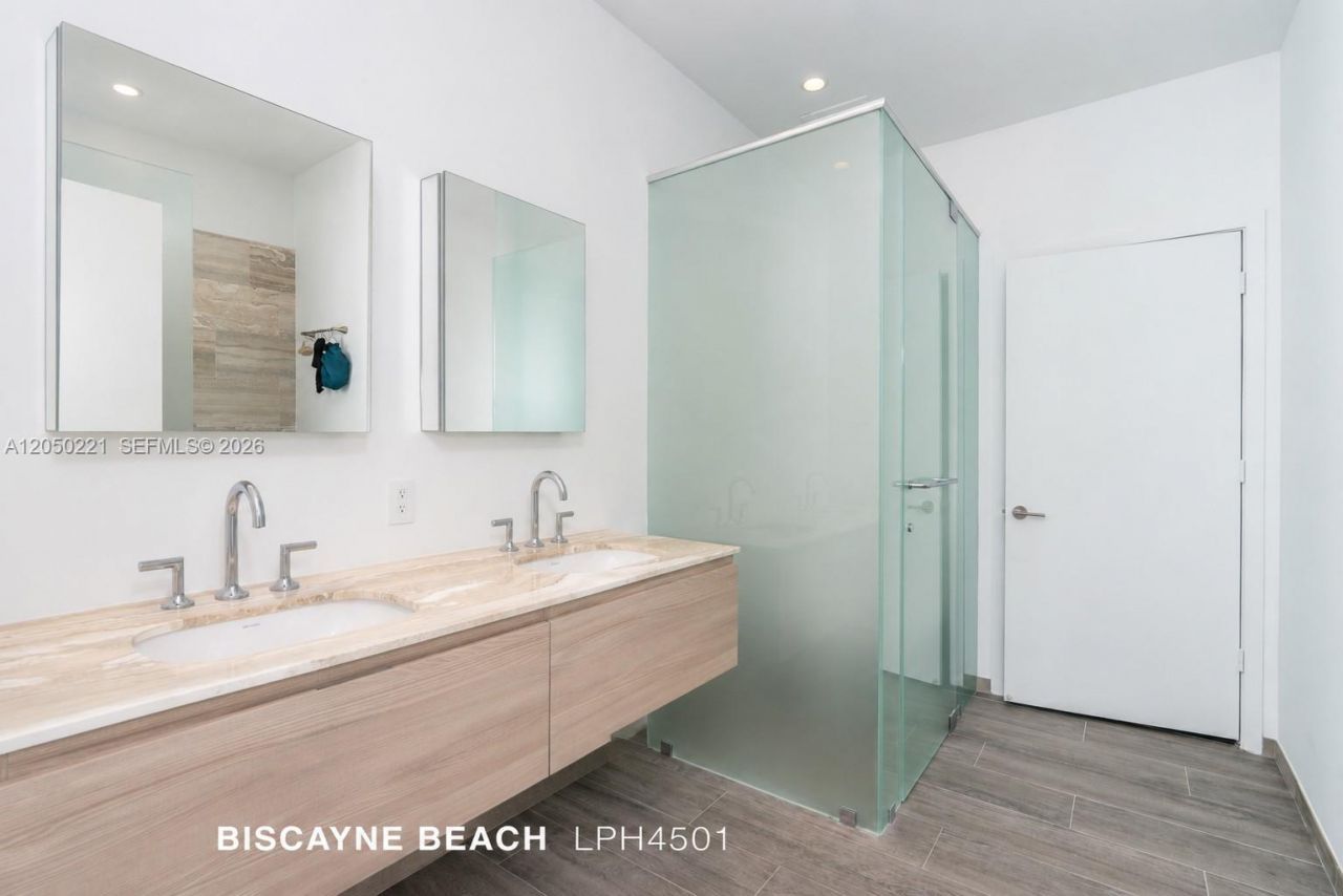 2900 NE 7th Ave, Unit LPH-4501, Miami, FL 33137 Photo