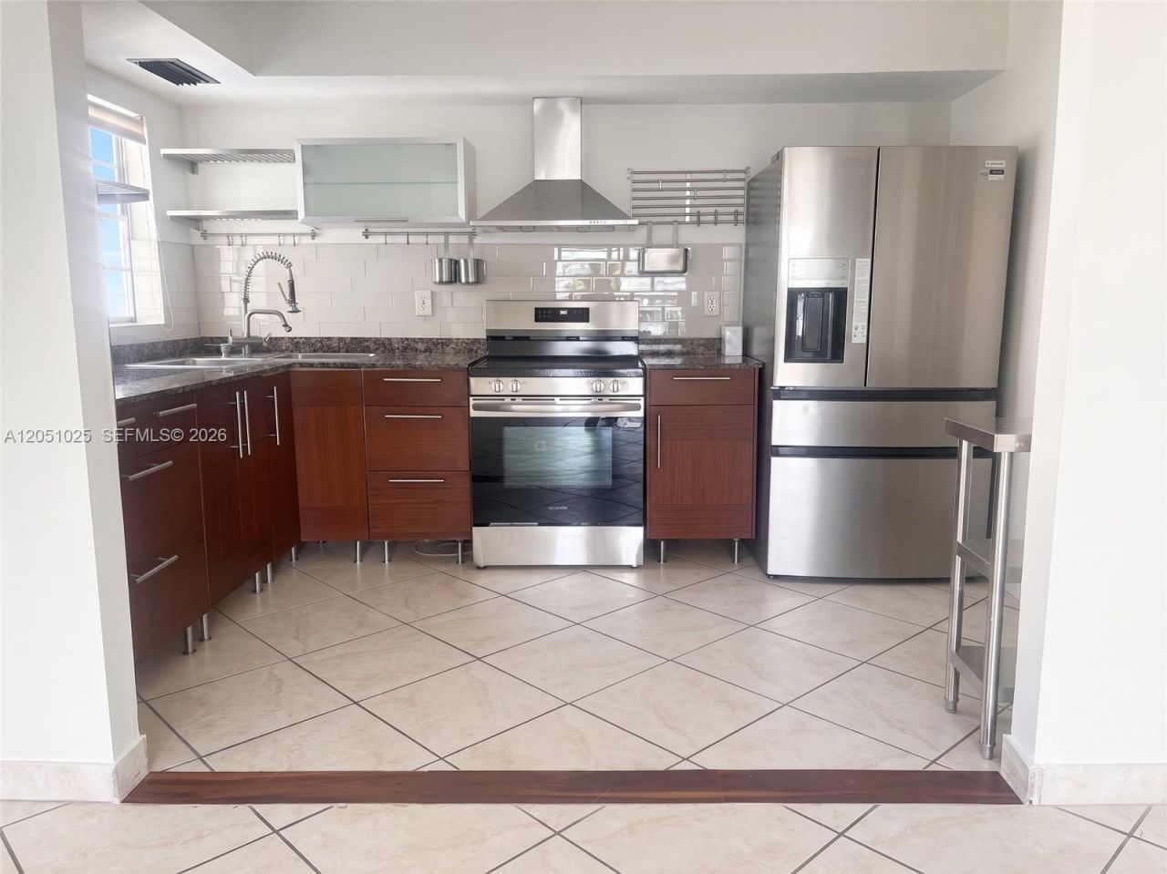 1075 93rd St, Unit 401, Bay Harbor Islands, FL 33154 Photo