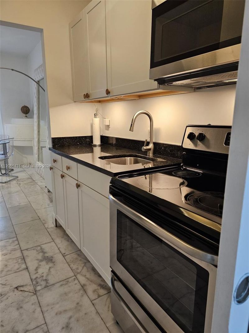918 Jefferson Ave , Unit 8, Miami Beach, FL 33139 Photo