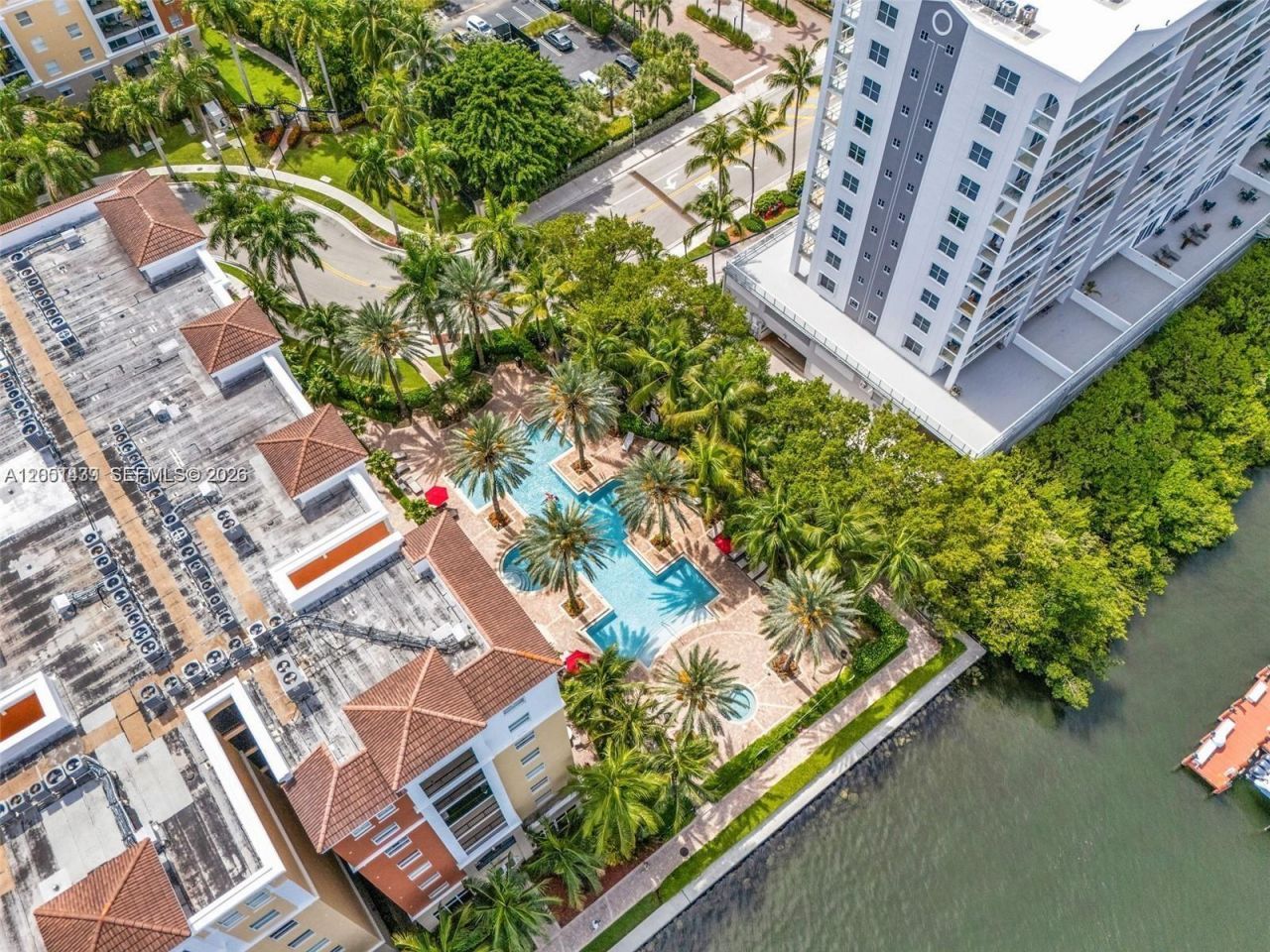 17150 N Bay Rd , Unit 2814, Sunny Isles Beach, FL 33160 Photo