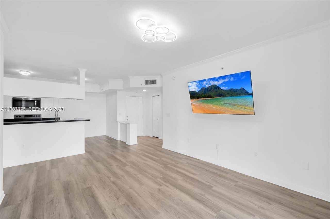 17150 N Bay Rd , Unit 2814, Sunny Isles Beach, FL 33160 Photo