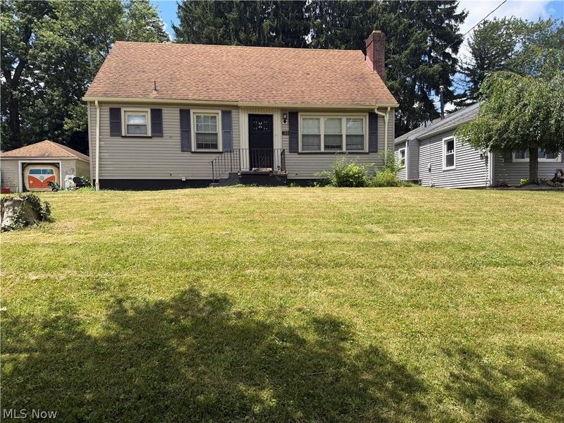 142 S Edgehill, Youngstown, OH 44515 Photo 1