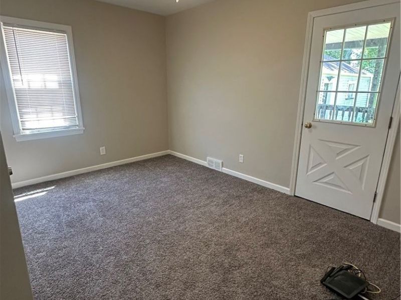 142 S Edgehill, Youngstown, OH 44515 Photo 8