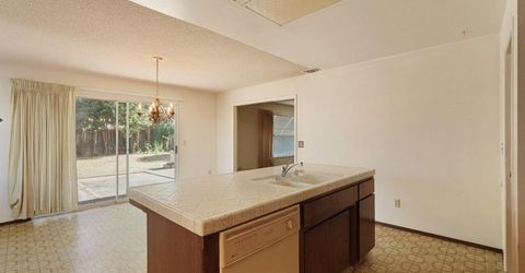 8744 Lodestone Cir, Elk Grove, CA 95624 Photo