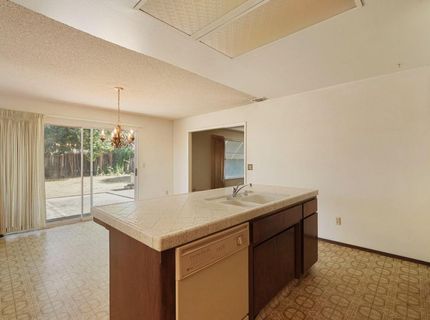8744 Lodestone Cir, Elk Grove, CA 95624 Photo