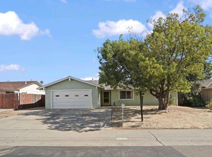 8744 Lodestone Cir, Elk Grove, CA 95624 Photo