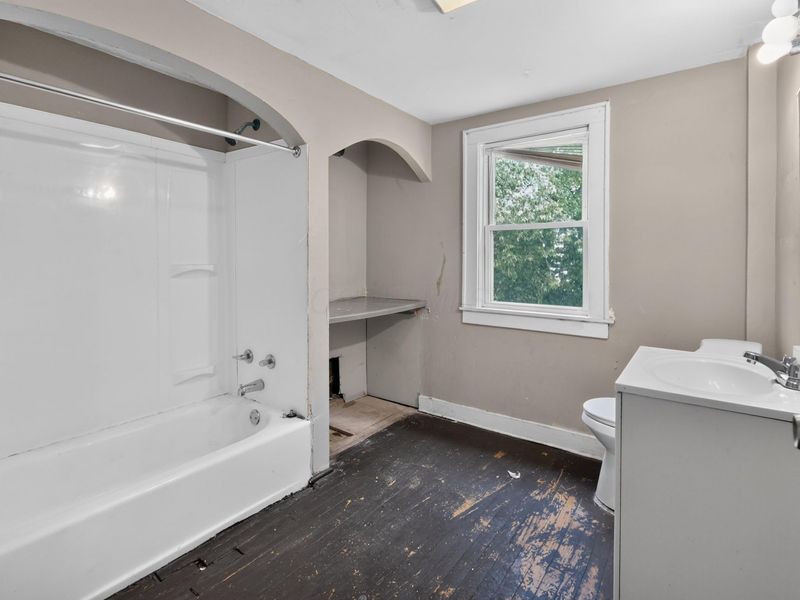 550 Wrexham Avenue , Columbus, OH 43223 Photo 14