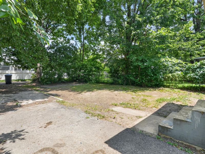 550 Wrexham Avenue , Columbus, OH 43223 Photo 17
