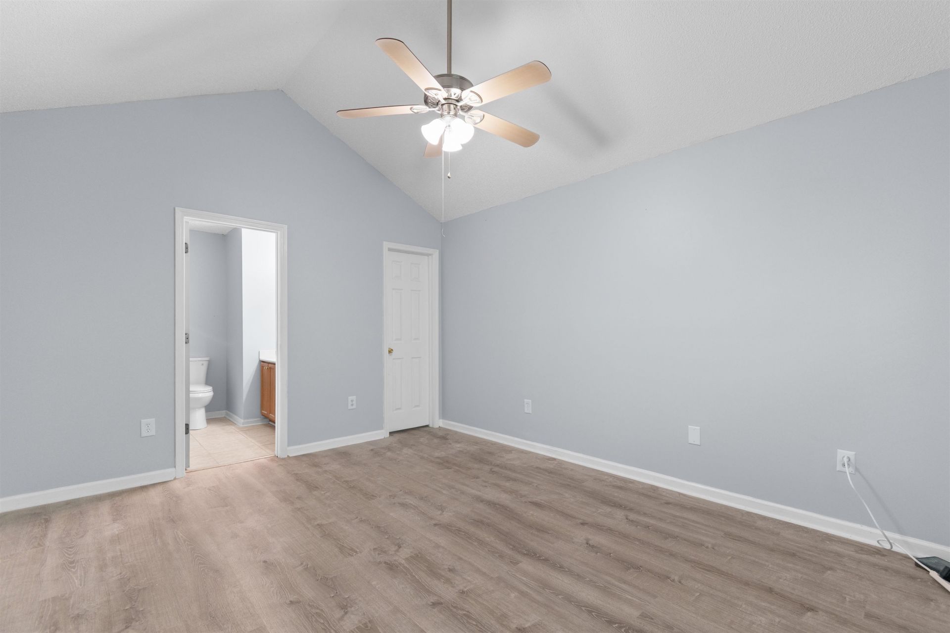 1090 Stanton Pl. Photo 16