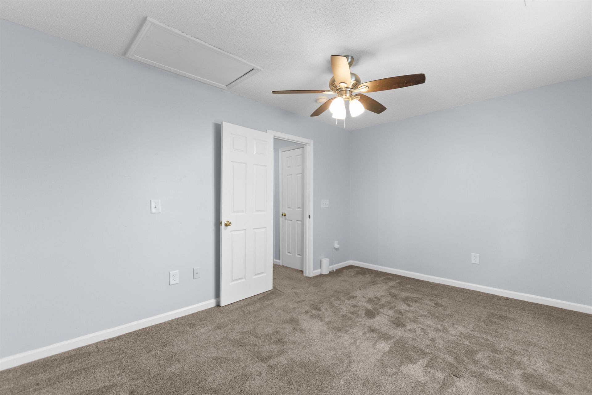1090 Stanton Pl. Photo 27