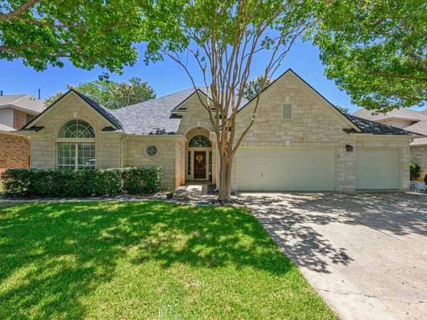 2602 Henley DR, Round Rock, TX 78681