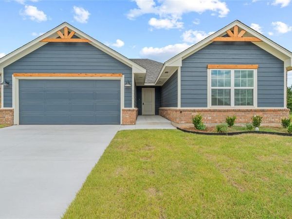4656 Lincoln Landing, Harrah, OK 73045