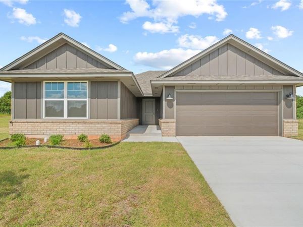 4680 Lincoln Landing, Harrah, OK 73045