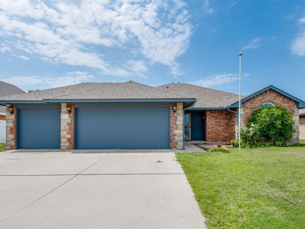 1178 SE 16th Place, Newcastle, OK 73065