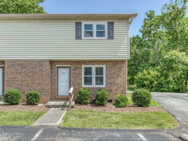 1800 Seminole Drive, Unit Apt 24, Johnson City, TN 37604