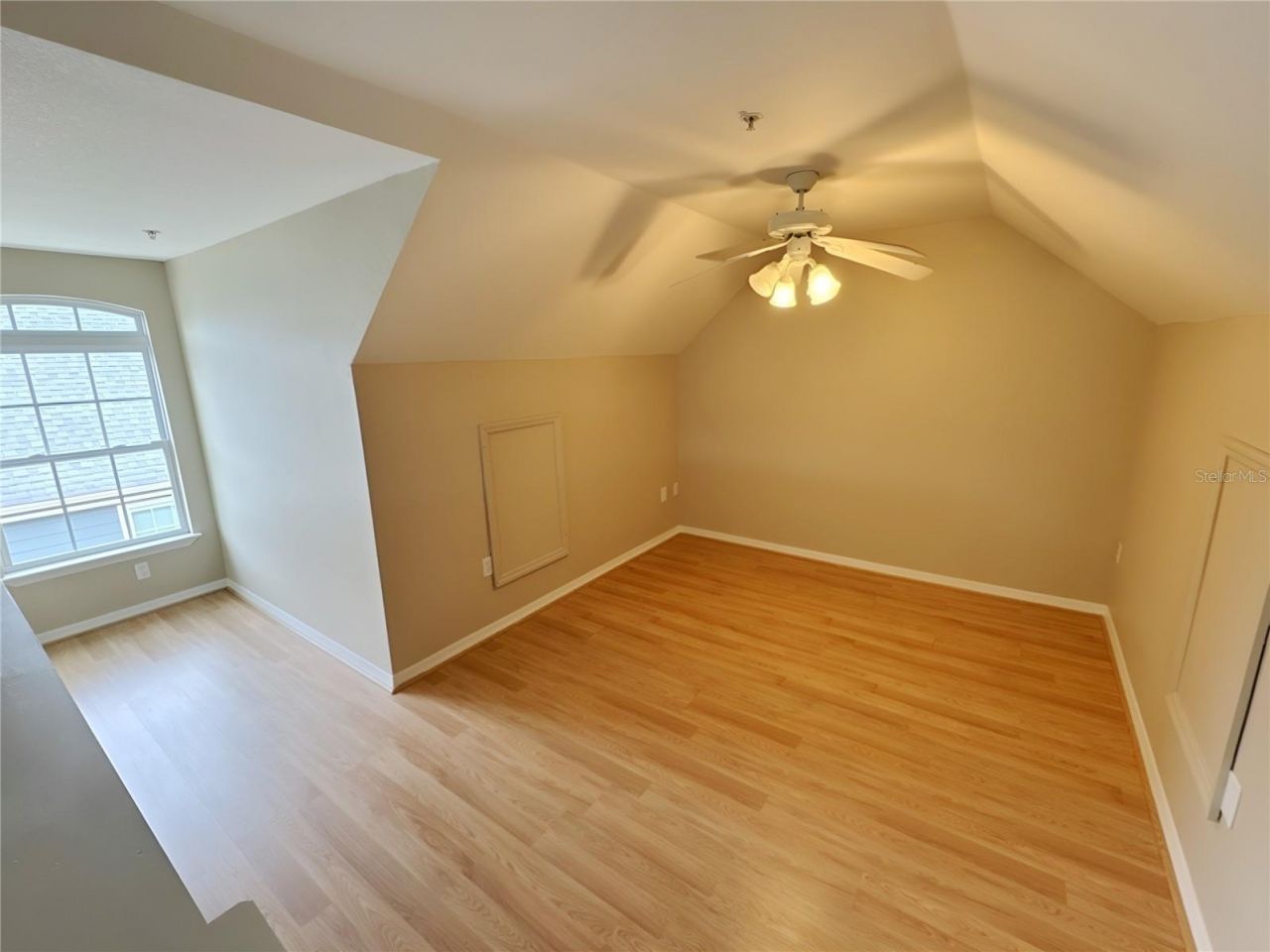 5531 Rosehill Road, Unit 201, Sarasota, FL 34233 Photo