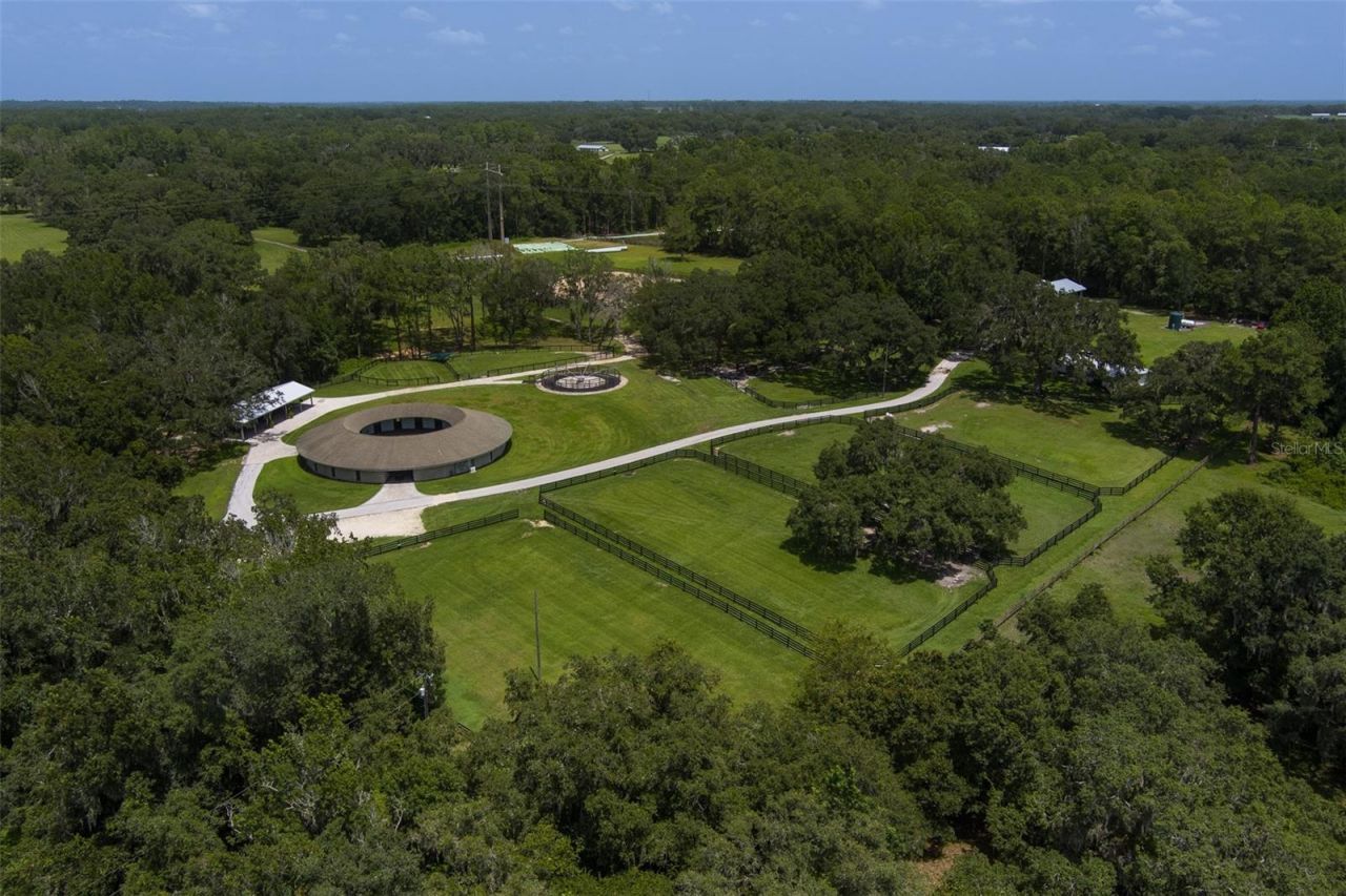 8351 NW 110th Street, Reddick, FL 32686 Photo