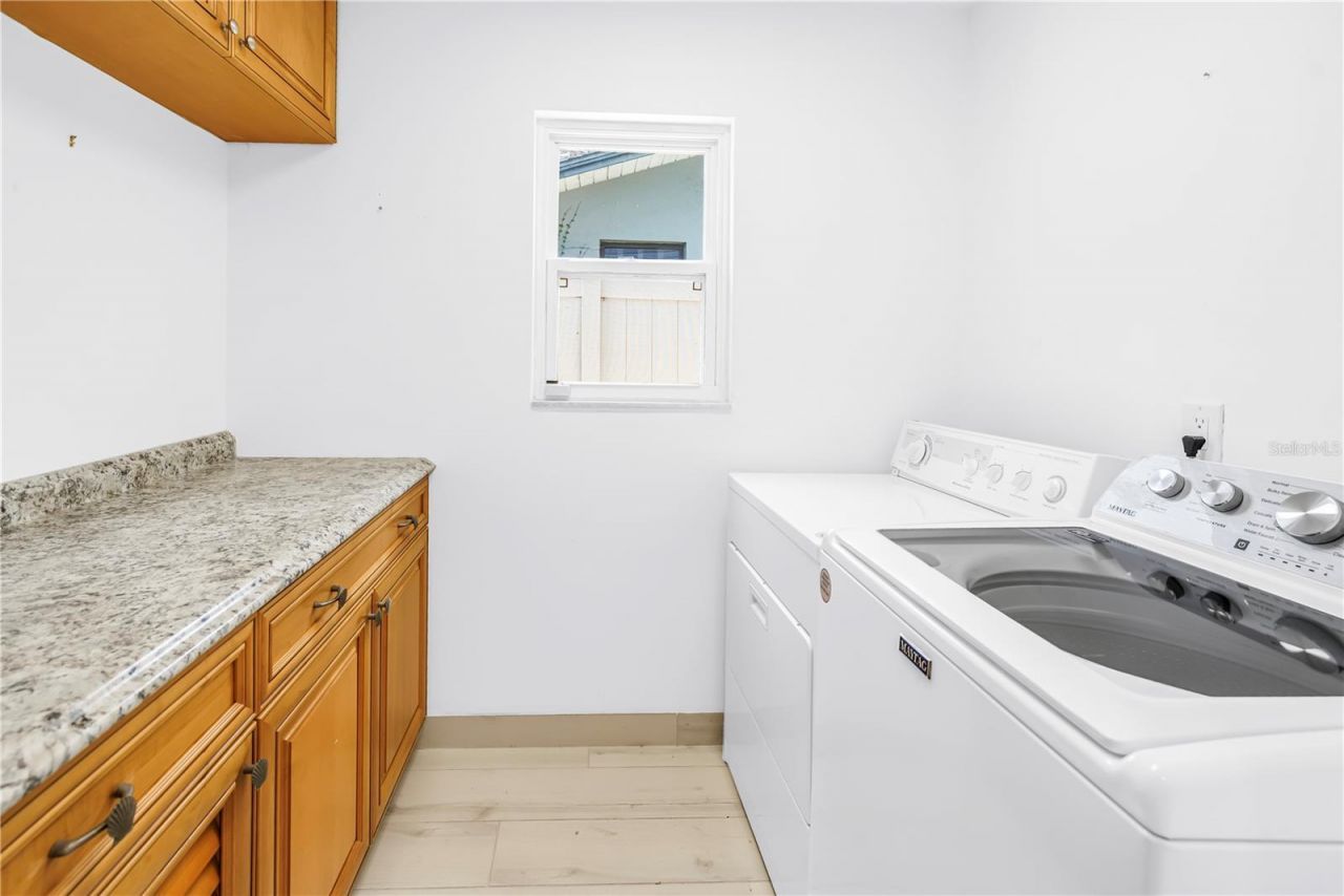 935 42nd Avenue N, Saint Petersburg, FL 33703 Photo
