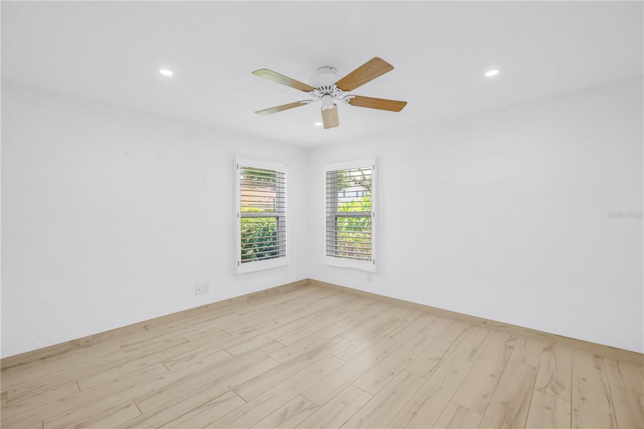 935 42nd Avenue N, Saint Petersburg, FL 33703 Photo
