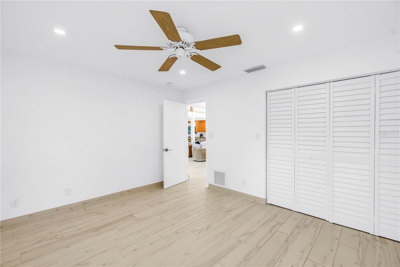 935 42nd Avenue N, Saint Petersburg, FL 33703 Photo