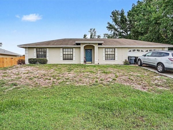 2435 PARKLAND DRIVE, LAKELAND, FL 33811