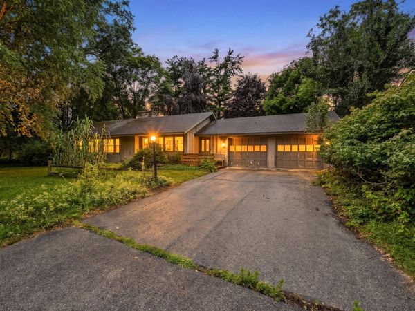 3414 Old Colony Road, Kalamazoo, MI 49008