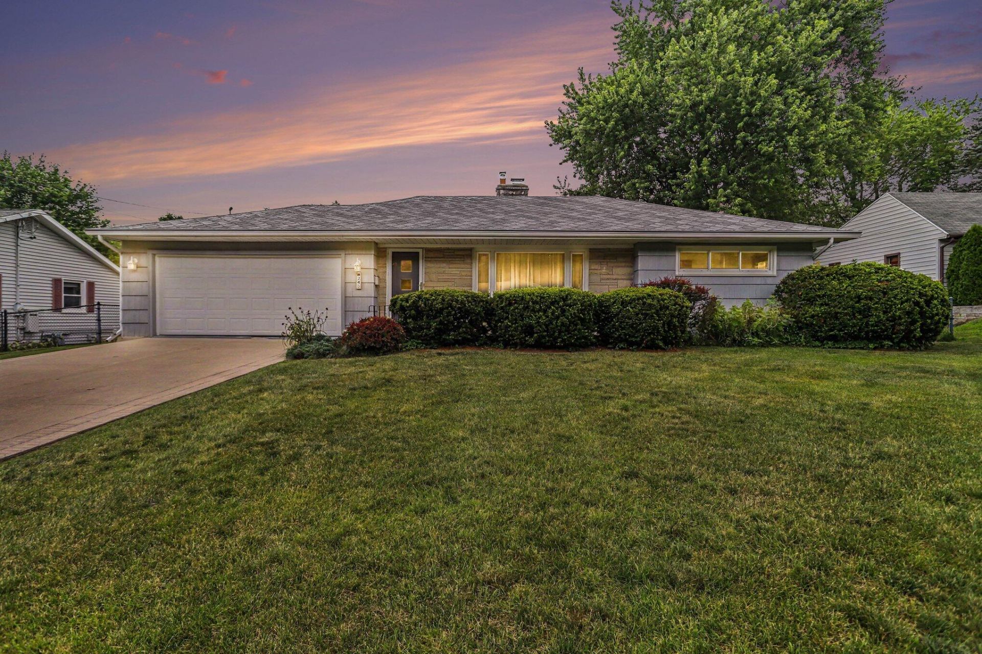 243 Briar Hill Drive, Battle Creek, MI 49015 Main Photo