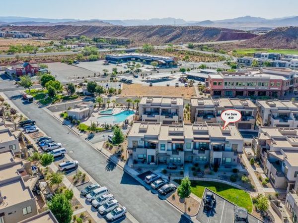 2322 N PARK CENTER DR, Unit 39, Washington, UT 84780