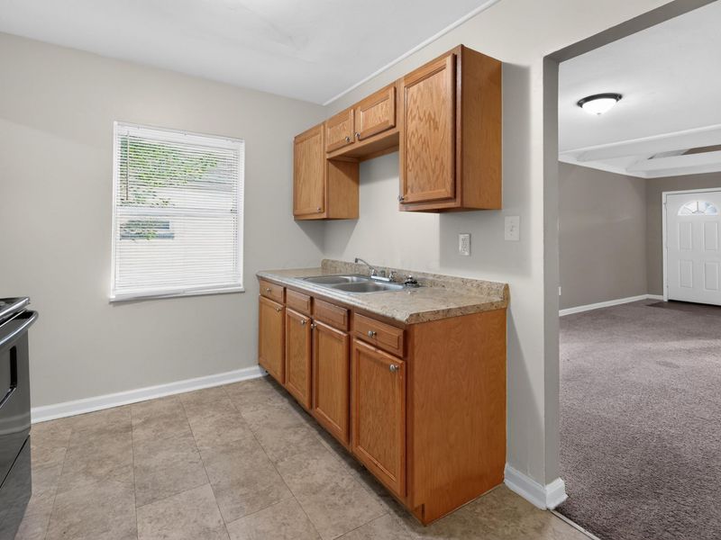 104 Florence Avenue , Columbus, OH 43228 Photo 13