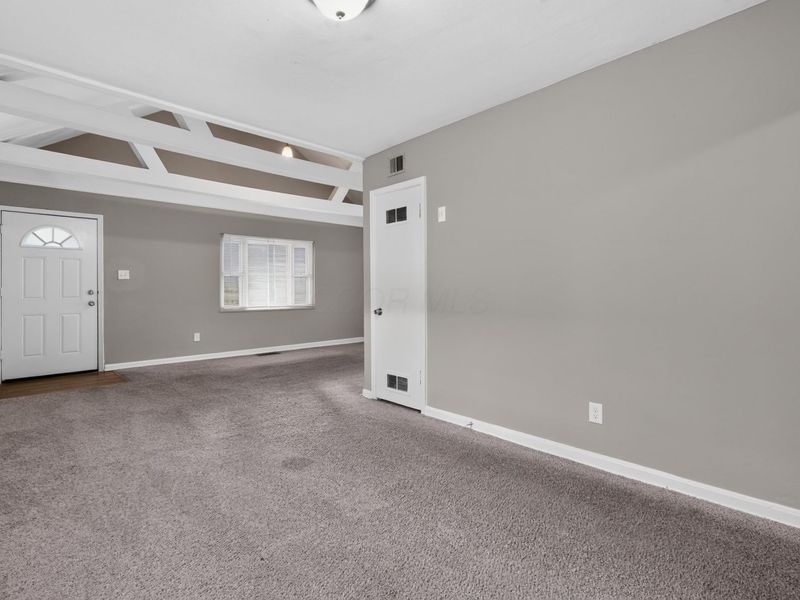 104 Florence Avenue , Columbus, OH 43228 Photo 8