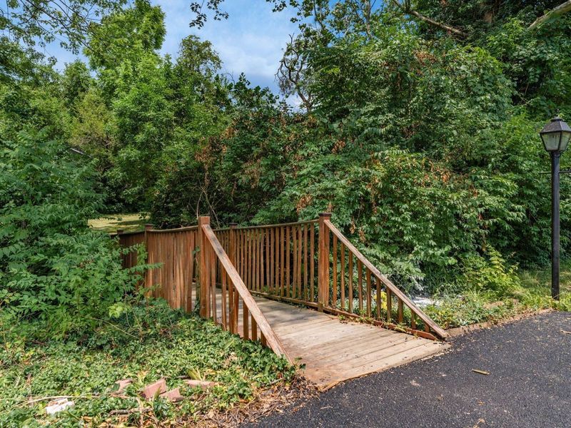 6016 Cherry Hill Drive , Columbus, OH 43213 Photo 28