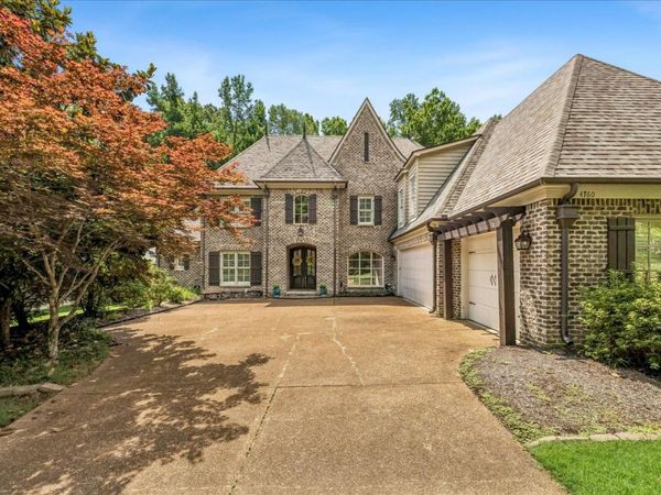 4760 MAPLE WALK DR, Lakeland, TN 38002