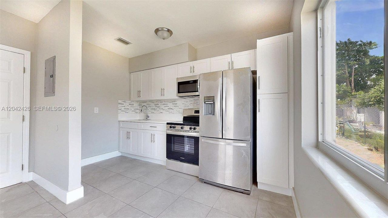 74 W 15th St , Unit 1, Hialeah, FL 33010 Photo