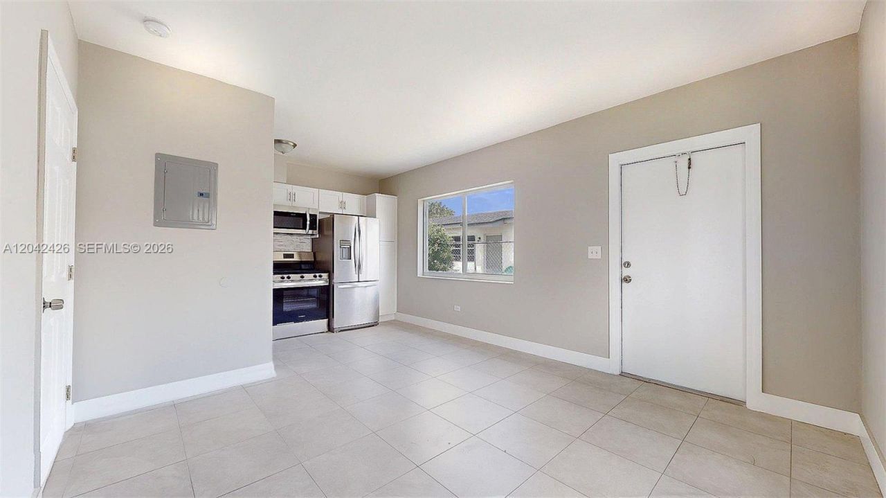 74 W 15th St , Unit 1, Hialeah, FL 33010 Photo