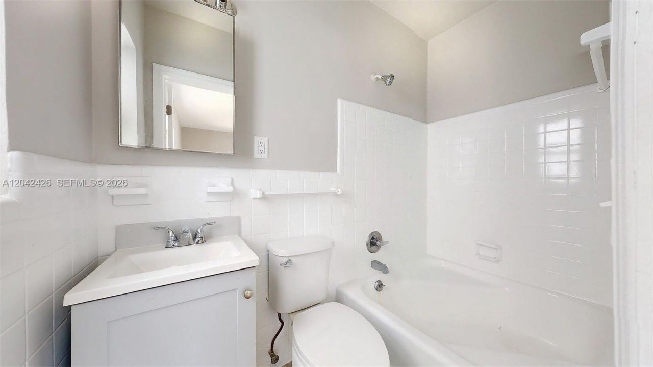 74 W 15th St , Unit 1, Hialeah, FL 33010 Photo