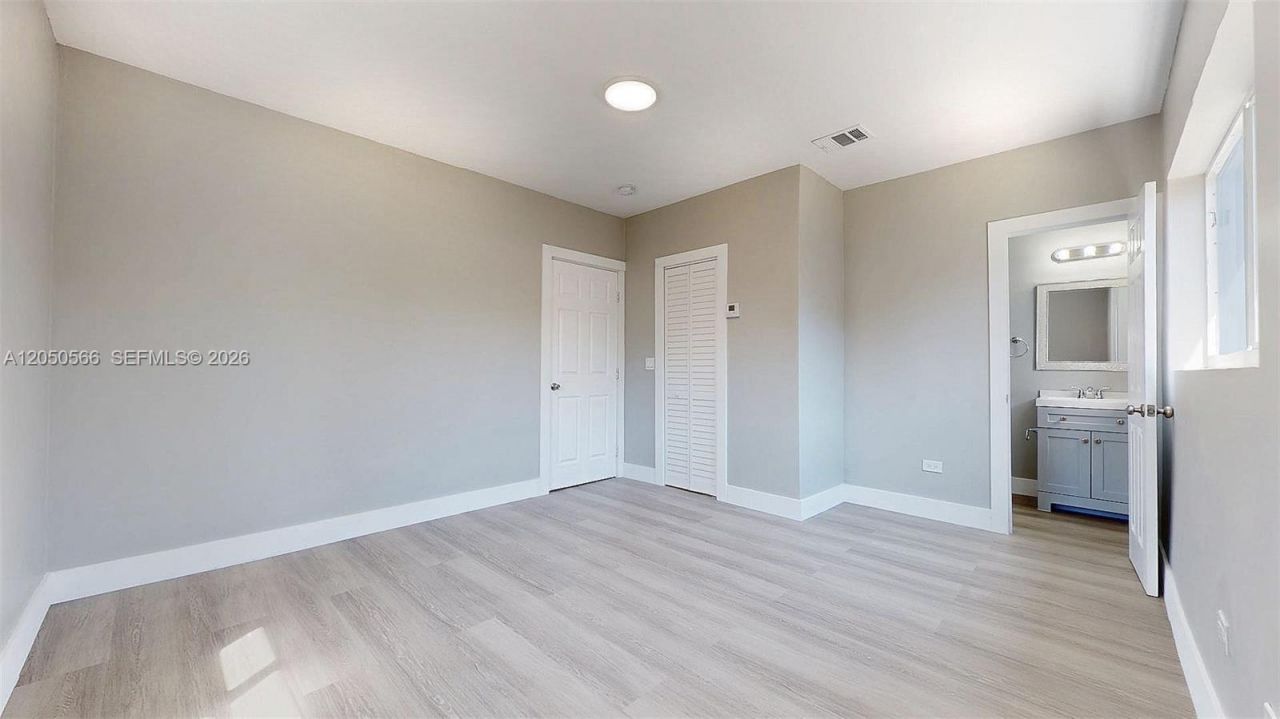74 W 15th St , Unit 4, Hialeah, FL 33010 Photo