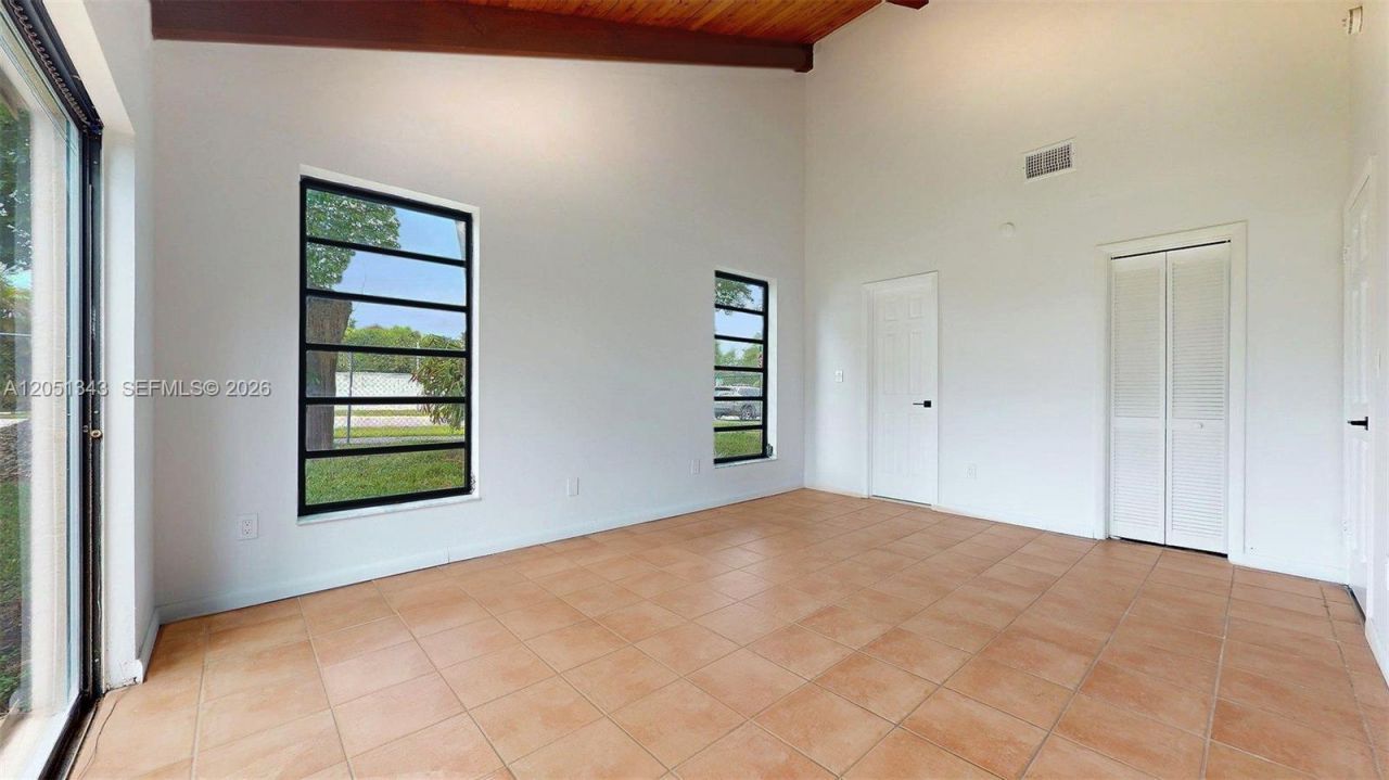 10251 SW 80th St , Miami, FL 33173 Photo