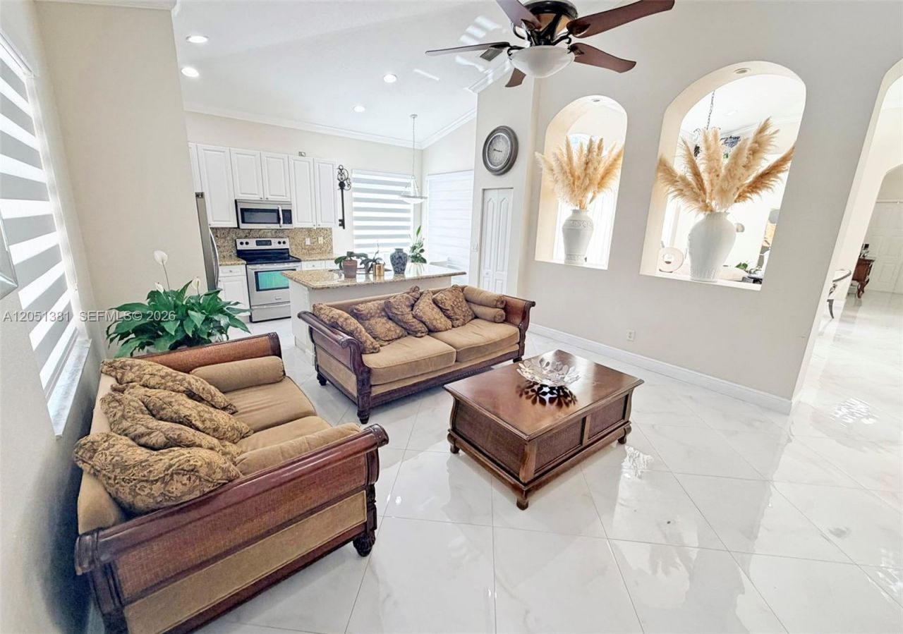 13394 SW 32nd St, Miramar, FL 33027 Photo
