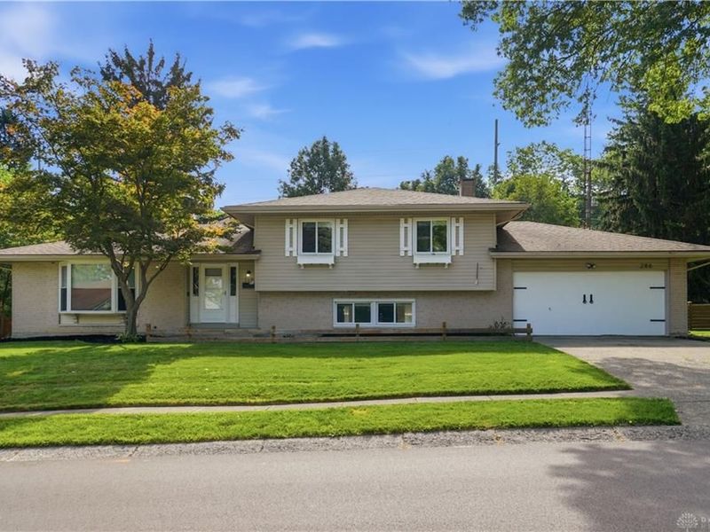 286 Pleasant Hill Drive, Centerville, OH 45459 Photo 3