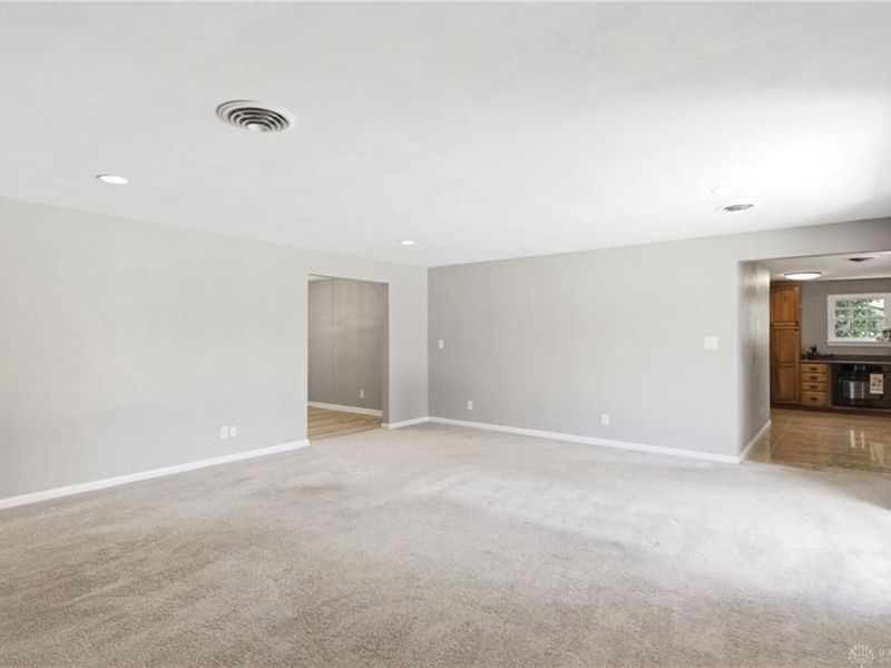 1033 Carlo Drive, Kettering, OH 45429 Photo 13