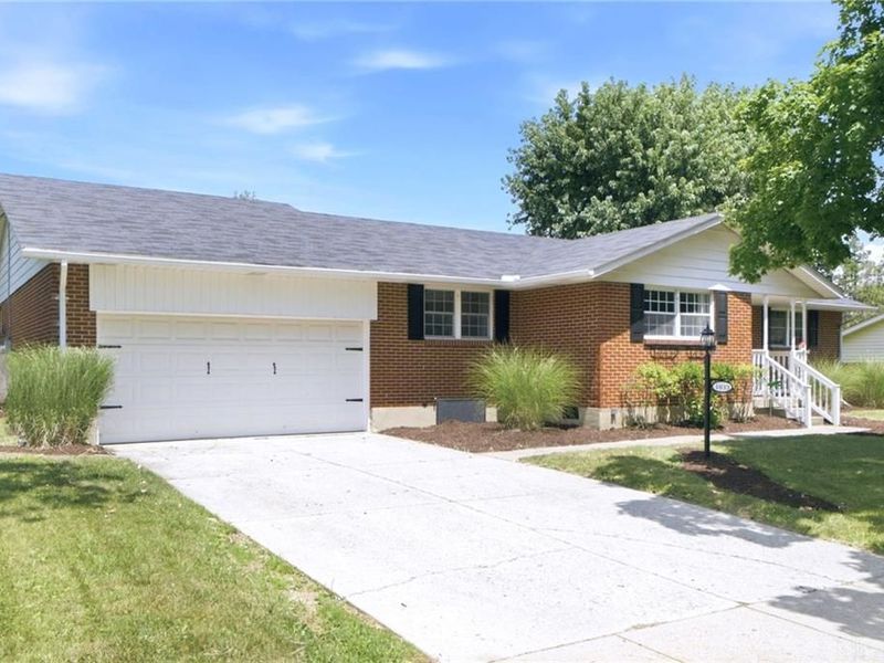 1033 Carlo Drive, Kettering, OH 45429 Photo 2