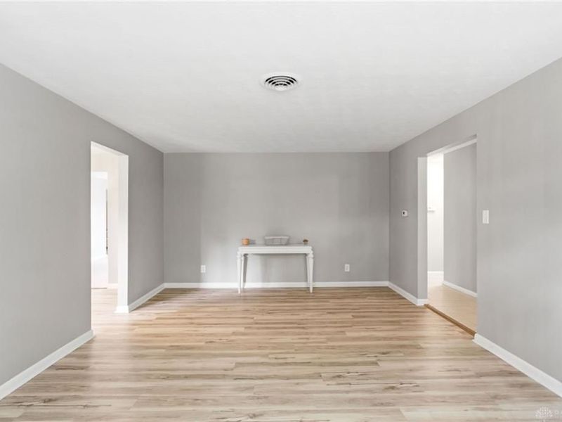 1033 Carlo Drive, Kettering, OH 45429 Photo 8
