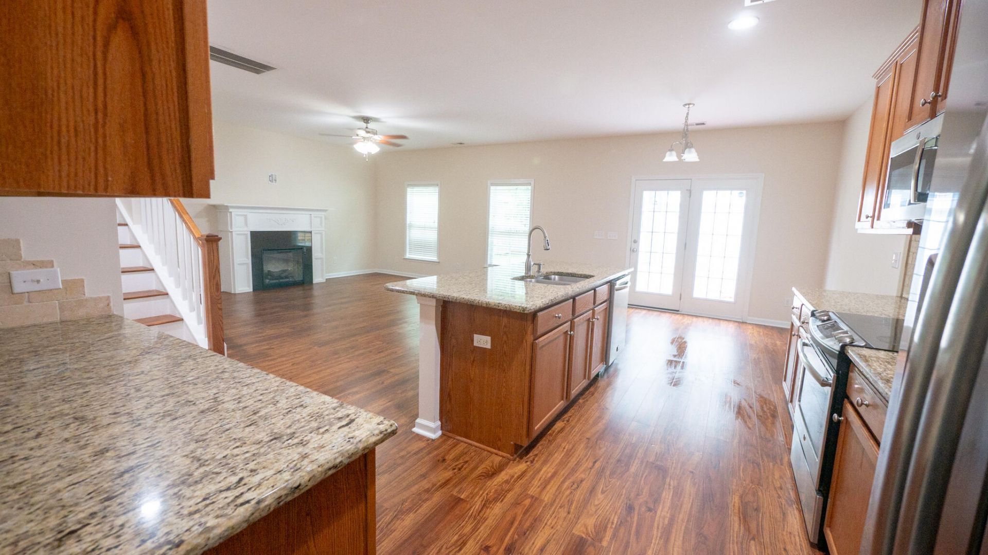 1634 Sparkleberry Lane Photo 16