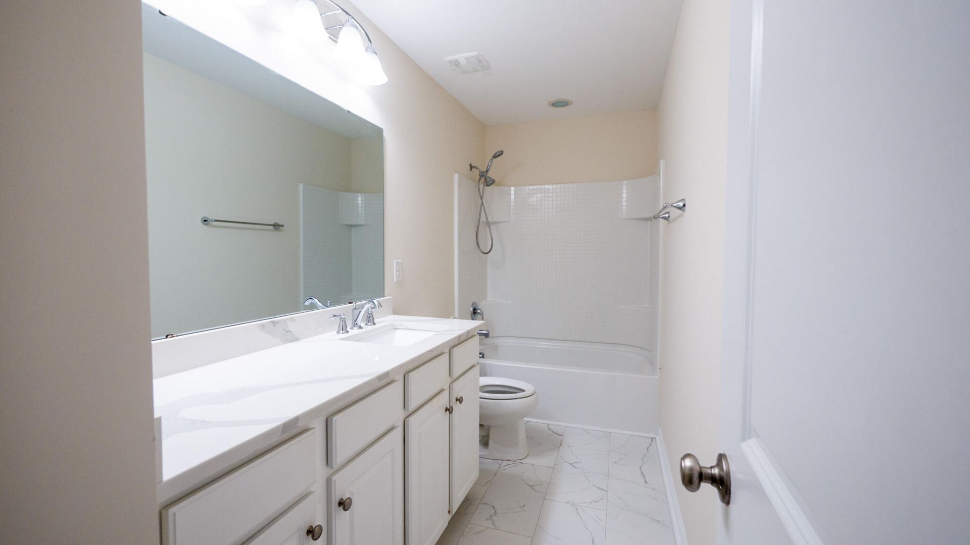 1634 Sparkleberry Lane Photo 41