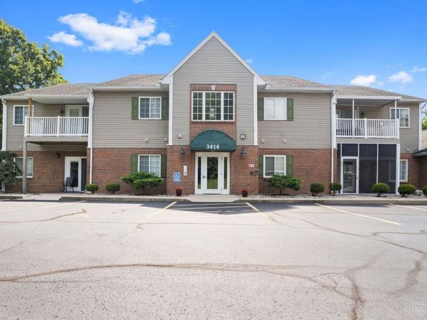 3414 North Bend Road, Unit 8, Green Twp, OH 45239