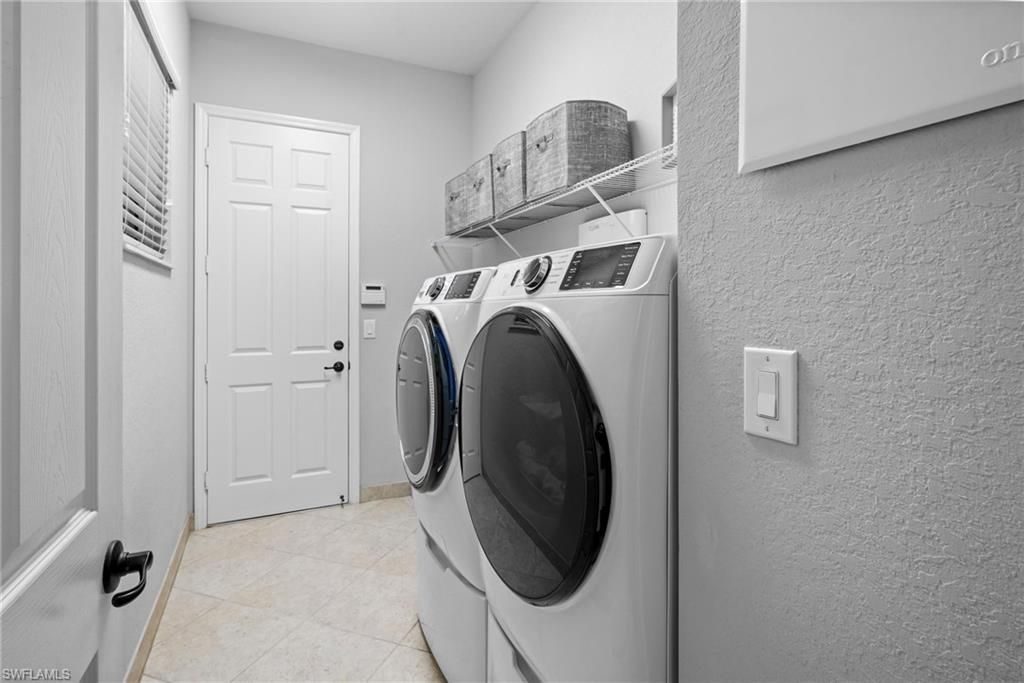 10092 Windy Pointe Ct, Fort Myers, FL 33913 Photo