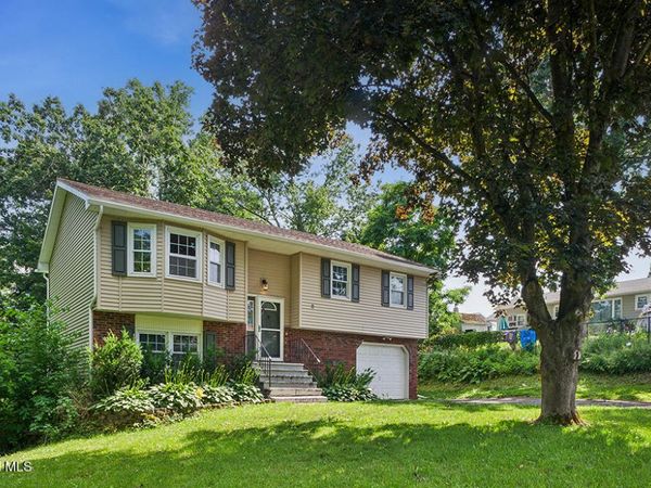 2 Cary Street, Ravena, NY 12143