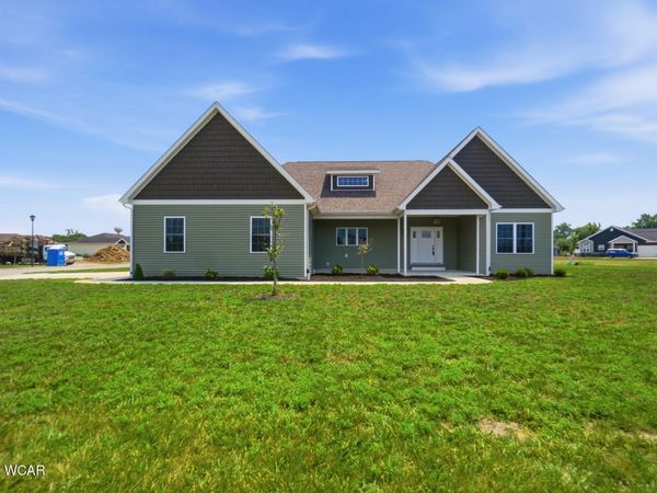 101 Saxony Drive, New Knoxville, OH 45871