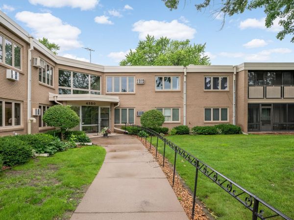 4380 Brookside Court, Unit 118, Edina, MN 55436