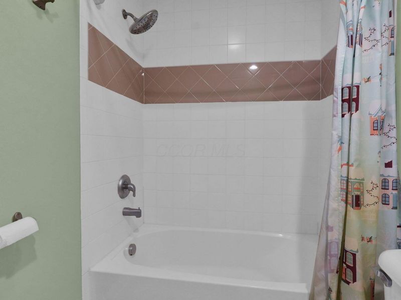6052 Kentigern Court N, Dublin, OH 43017 Photo 42